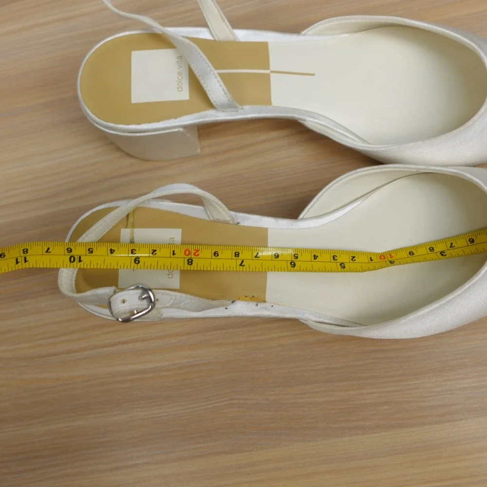 Dolce Vita Womens Slingback Pumps 8.5 White Bridal Satin Coquette Kitten Heel